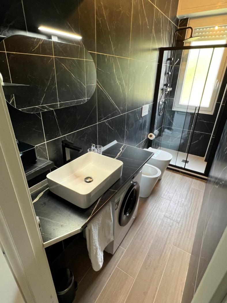 Apartmán Moderno Ed Elegante Loft Con Balcone Milán Exteriér fotografie