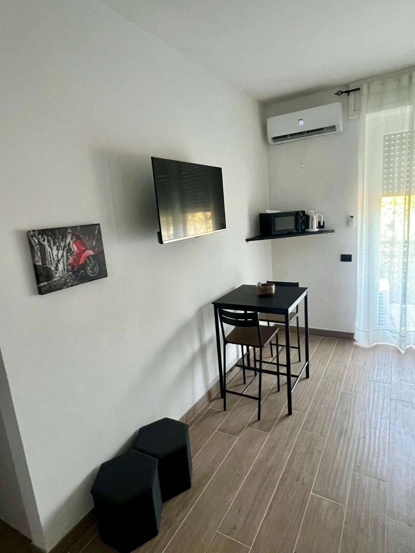 Apartmán Moderno Ed Elegante Loft Con Balcone Milán Exteriér fotografie