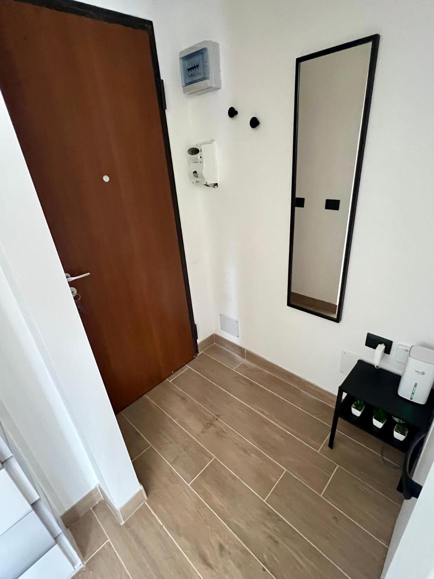 Apartmán Moderno Ed Elegante Loft Con Balcone Milán Exteriér fotografie